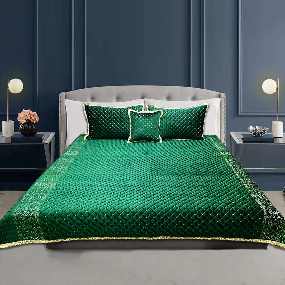 Velvet Heavy Embroidered Bed Spread 4Pcs - Green