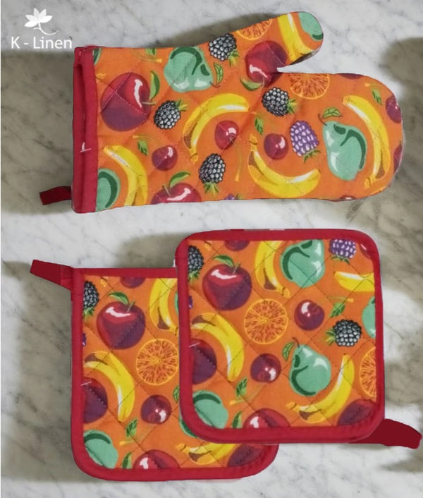 Plain Quilted Kitchen Gloves - Fruits